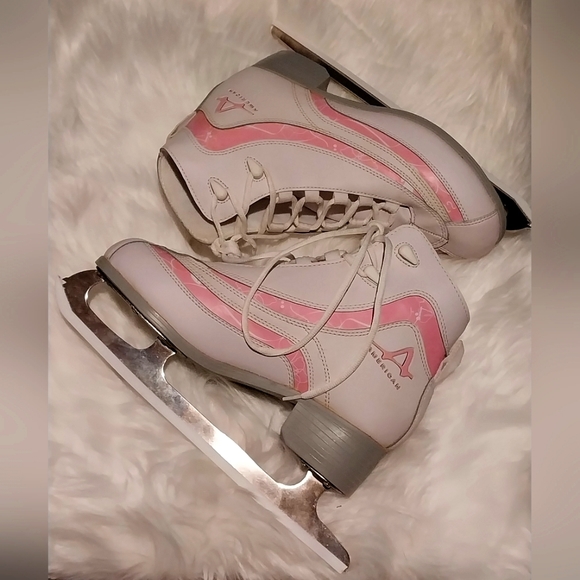 Other Ice Skates Womens Size 9 Poshmark